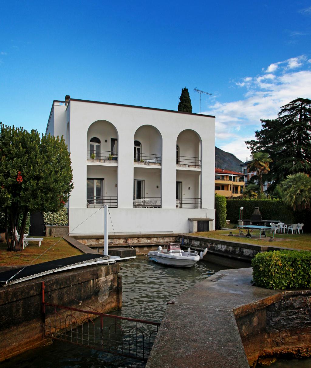 kupit villu na ozere Garda italija 