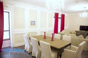 Living room in holiday apartment for rent at Sadaf JBR 