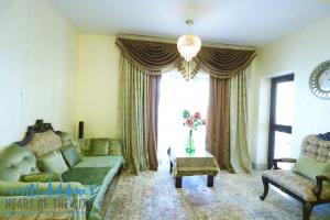 Living room in Holiday apartment for short stay in Fairmont at Palm Jumeirah Dubai