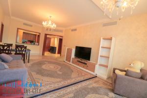 Living room in holiday apartment in Fairmont Residence 