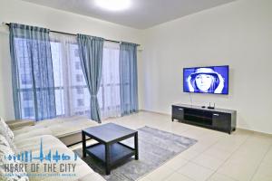 sitting area in apartment short term rent  jbr dubai