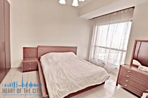 Third bedroom in Apartment for short stay in Shams JBR Dubai