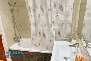 Bathroom in Holiday apartment at Rimal JBR Dubai