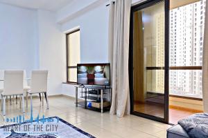 Living Room in holiday apartment for at Rimal JBR Dubai