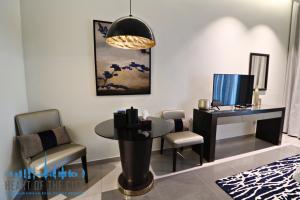 Studio for short stay in Majestine at Business Bay Dubai