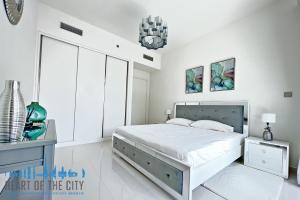 Bedroom in Apartment for short-term rent in Dubai Harbour