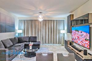 Sitting area in Apartment for sale in Al Fattan Marine Towers in JBR Dubai