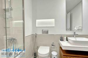 Bathroom in apartment for short term for rent in Madinat Jumeirah Living Dubai