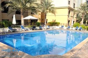 Swimming pool in Amwaj at JBR in Dubai