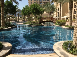 Привилегии Пляжного клуба (Beach Club) в Fairmont The Palm Jumeirah в Дубае